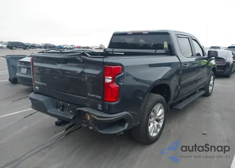 2021 Chevrolet Silverado 1500 2Wd Short Bed Custom z USA, uszkodzony, nr VIN 1GCPWBEK9MZ234156